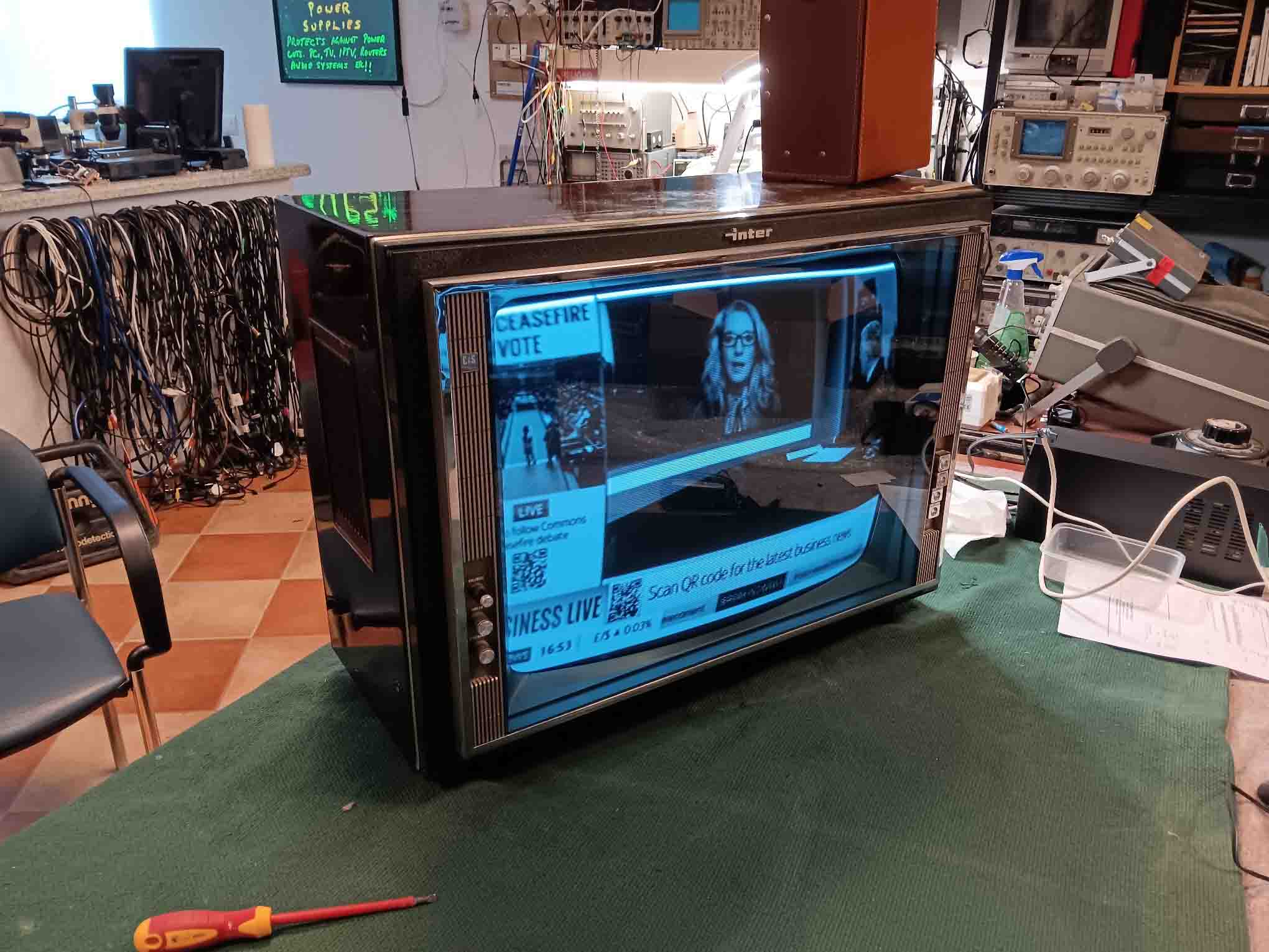 INTER 356B Spanish 1972 hybrid TV